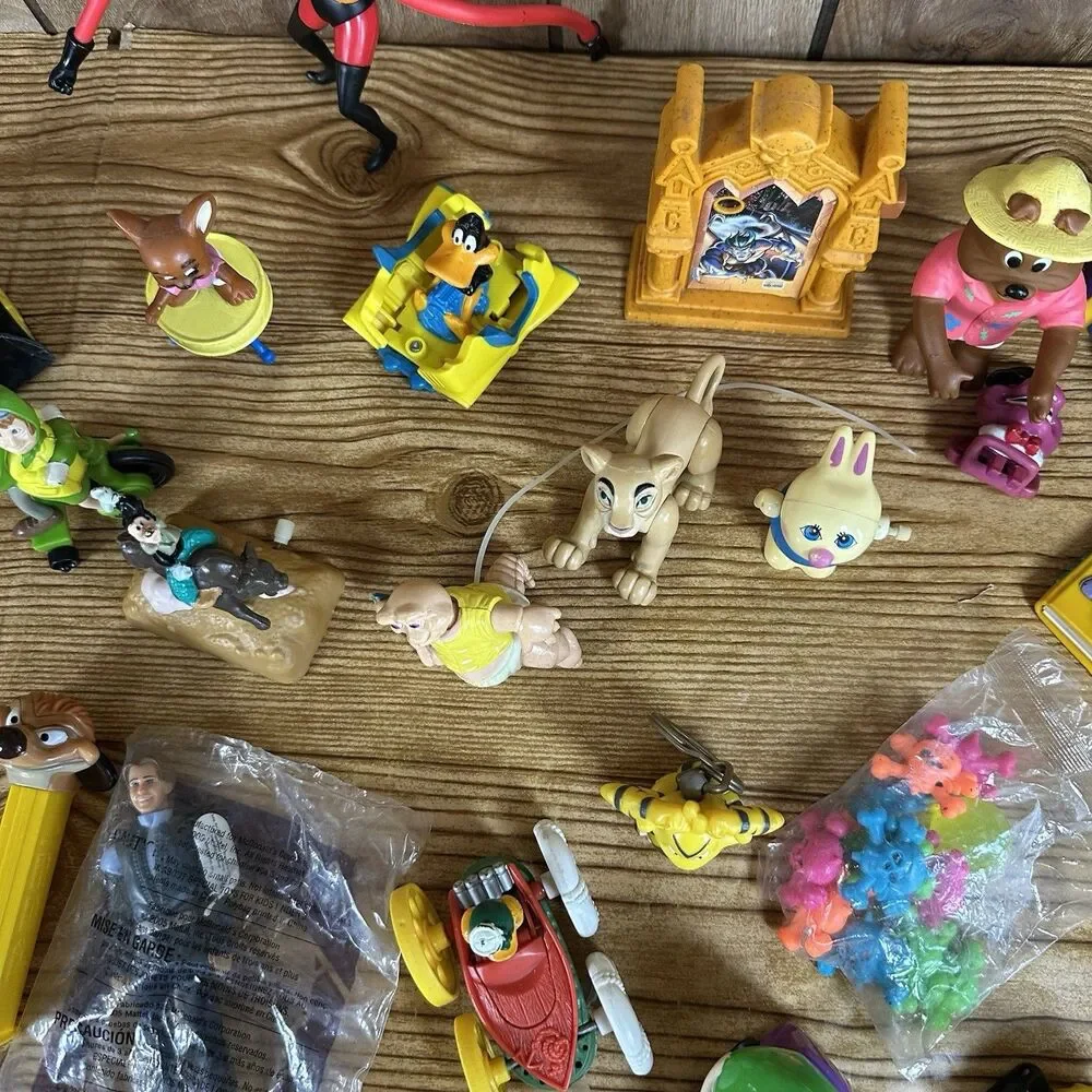 Vintage 1990's McDonalds Burger King Fast Food Toys Lot‎ Of 30 Happy Meal Toys